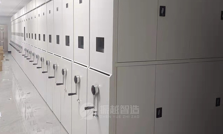 1701138532519950.jpg 智能電動(dòng)密集柜軌道式移動(dòng)檔案架 (44).jpg